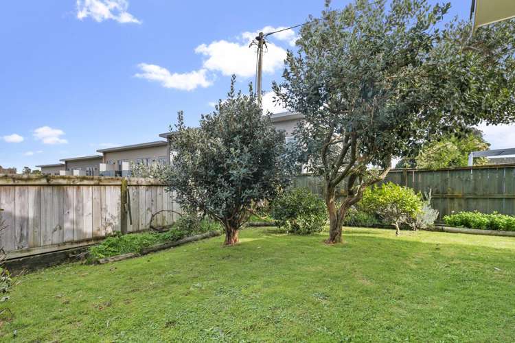 2/15 Clarke Road Onehunga_16