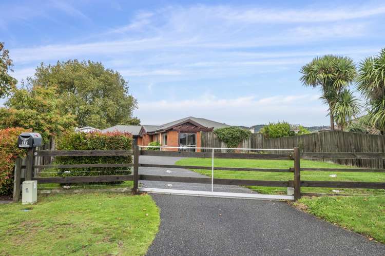 17 Courtenay Place Owhata_18