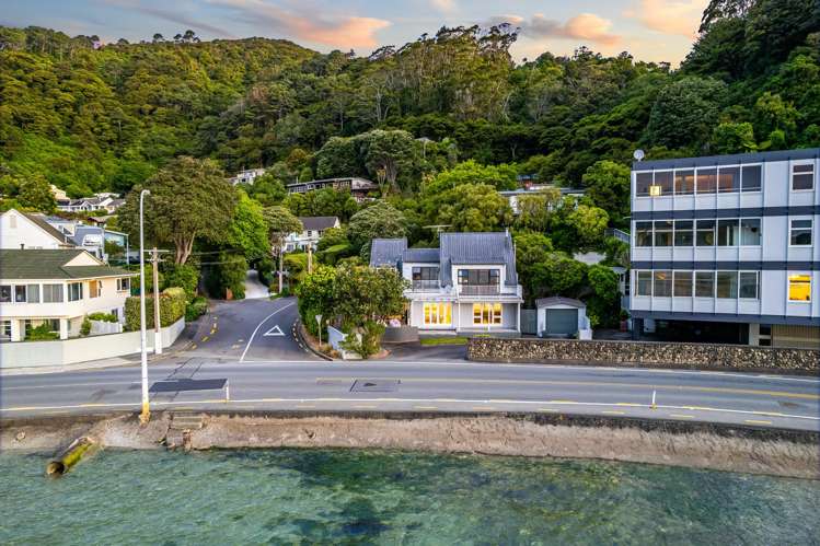 1/2 Gill Road Lowry Bay_4