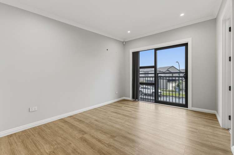 62 Castlebane Drive Flat Bush_11