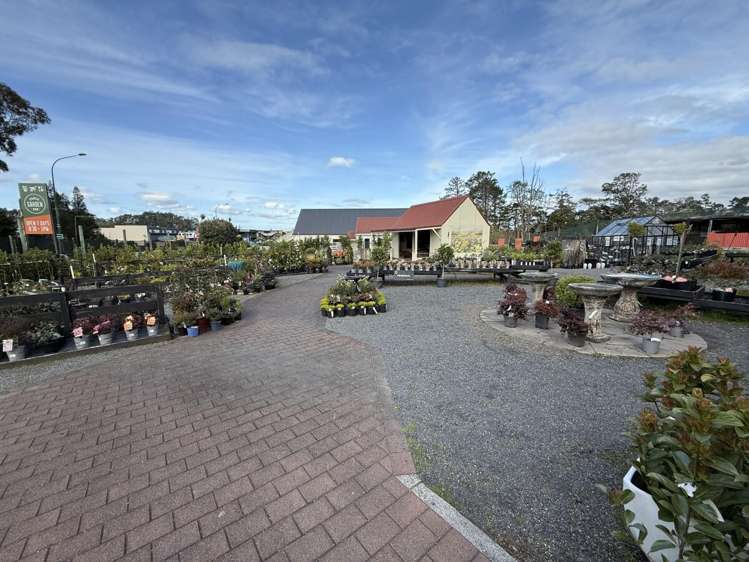 249-299 Main Road Kumeu_9