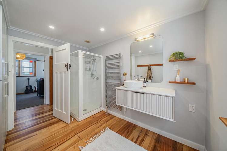 37 Bolton Street Petone_30