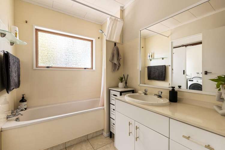 18B Bongard Street Gate Pa_16