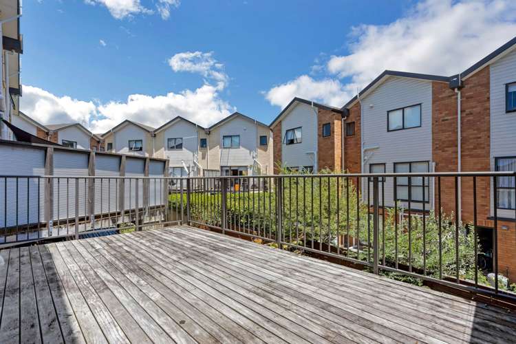 209/172 Mcleod Road Te Atatu South_9