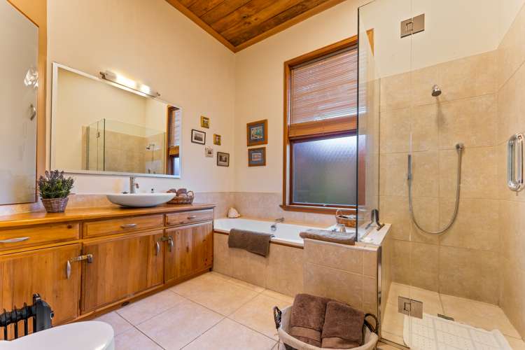 8 Oxford Street Picton_11