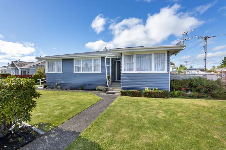 65 Cloten Road Stratford_3