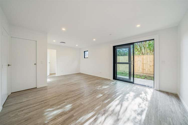17 Elina Way_2