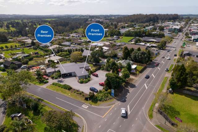 CORNER POSITION OFFICE AND EXCELLENT PARKING