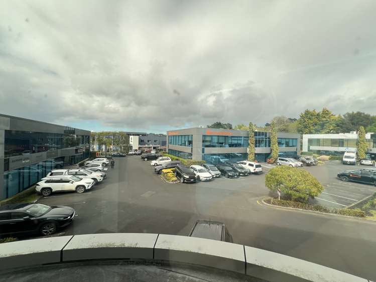 42 Tawa Drive Albany_6