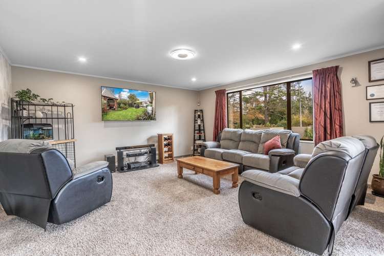 293 Queens Drive Windsor_9