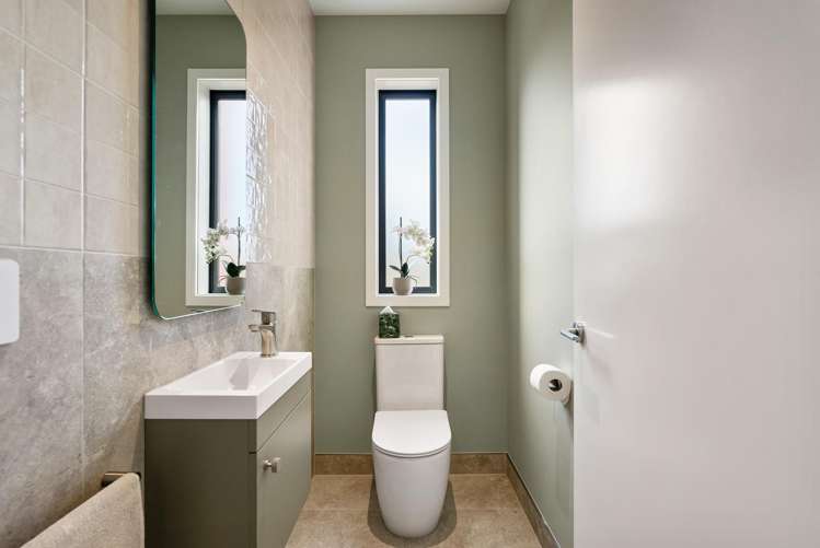 6 Cassino Terrace Mount Albert_16