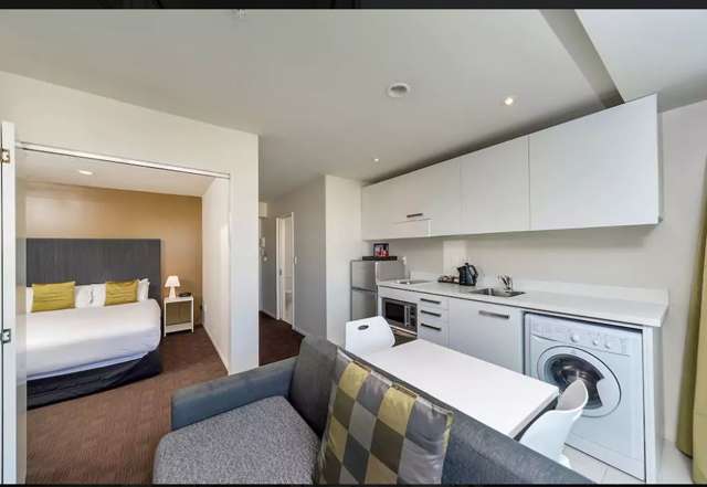 1015/10 Waterloo Quadrant Auckland Central_1