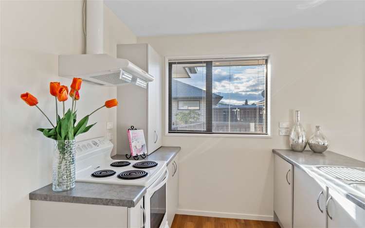 3 Cris Lodge Courts Hornby_5