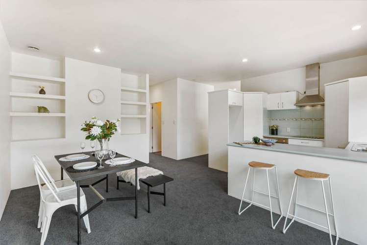 27 Kenneth Small Place Remuera_14