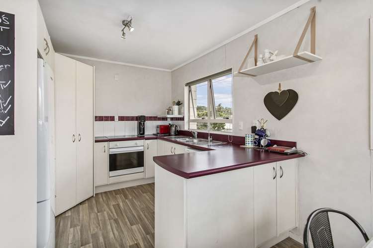 31 Chippendale Crescent Birkdale_5