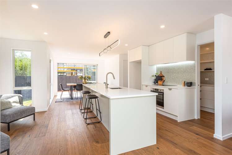 2/179 Weston Road Saint Albans_3