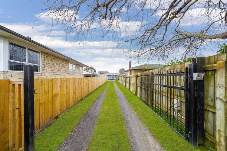 22 Friesian Drive Mangere_8