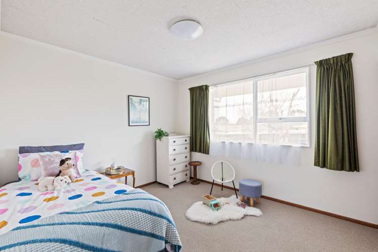 10 Leon Place Waitara_12