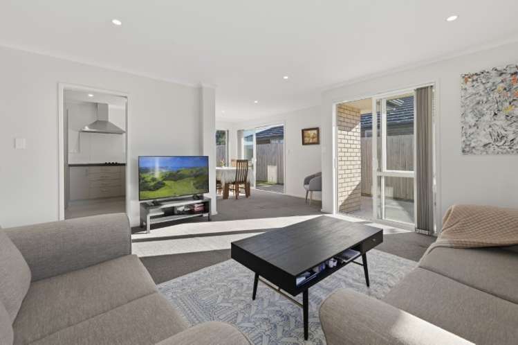 35 Leet Crescent 1131_5