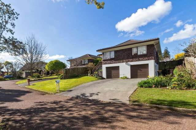 4 bedrooms family home in Farm cove