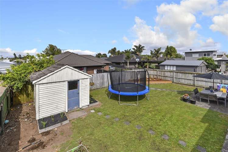 23 Kelvin Road Papakura_12
