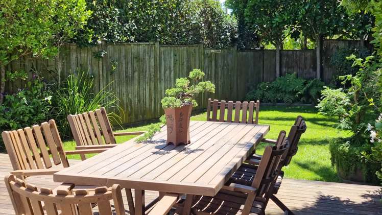 60 Old Lake Road Narrow Neck_36