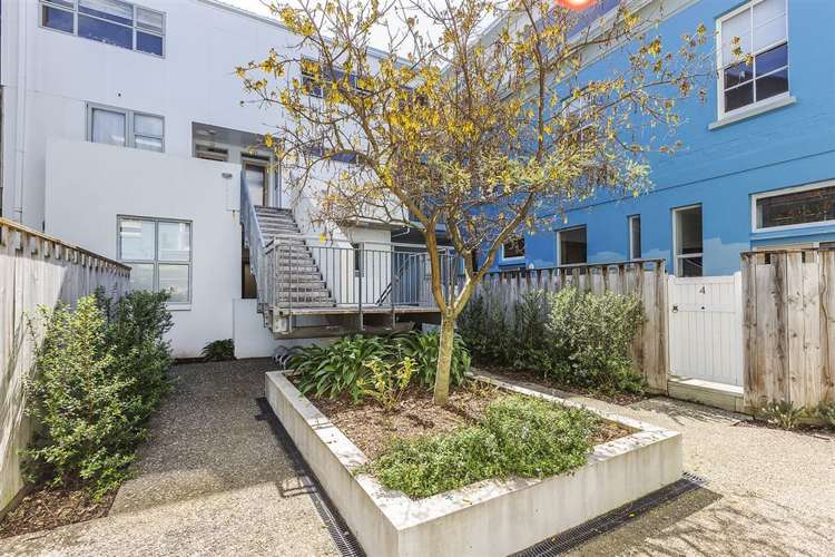 21/30 Hanson Street Mount Cook_2