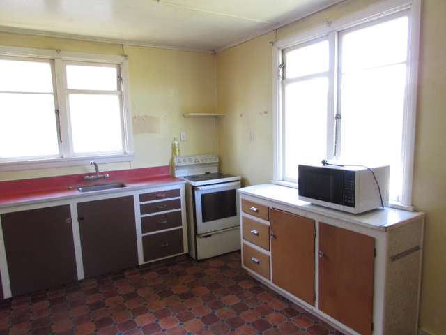 39 Cambridge Street Tapanui_3