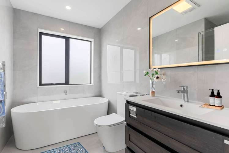 7C Edgewater Grove Orewa_6