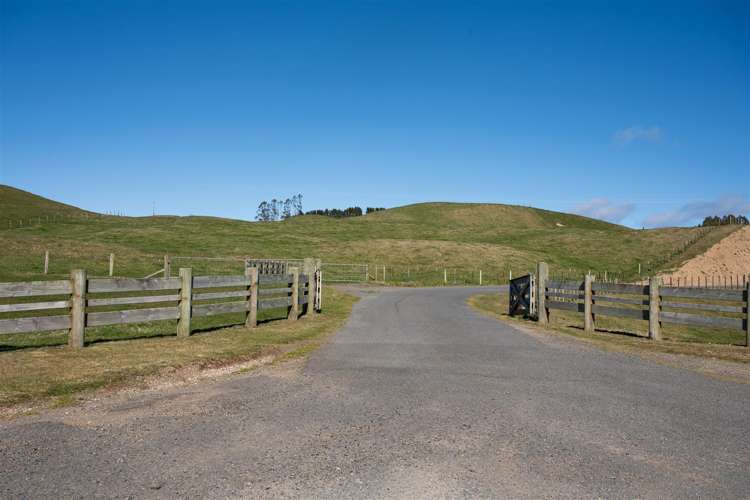 1549 & 1553 Poihipi Road Oruanui_28