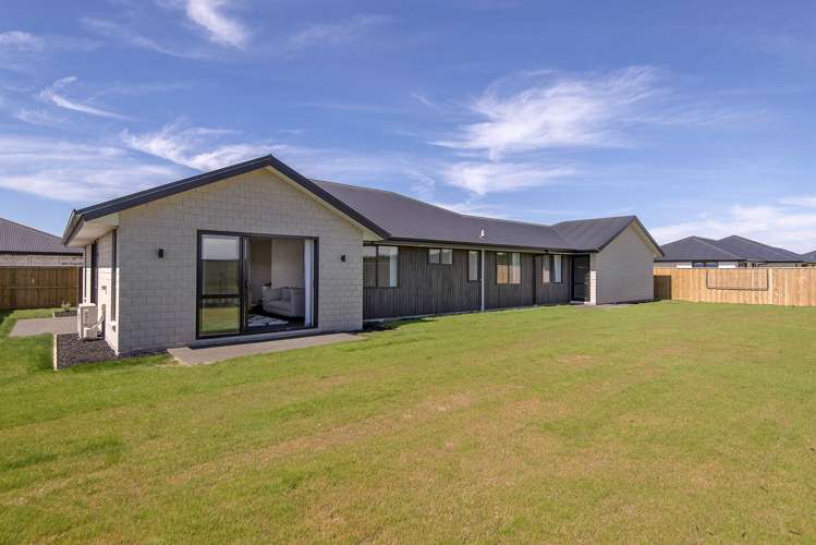 57 Northmoor Boulevard Rolleston_20