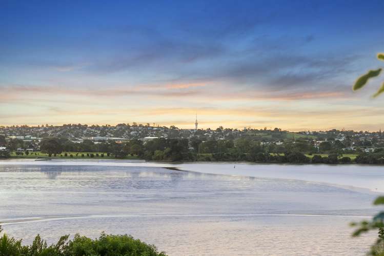 1/22 Falstaff Place Half Moon Bay_17