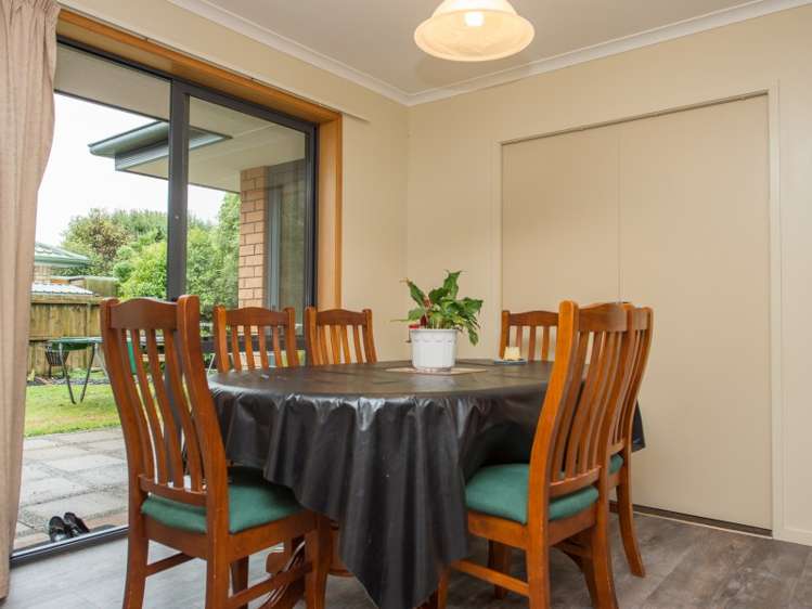 21 Newfield Drive Fairview Downs_7