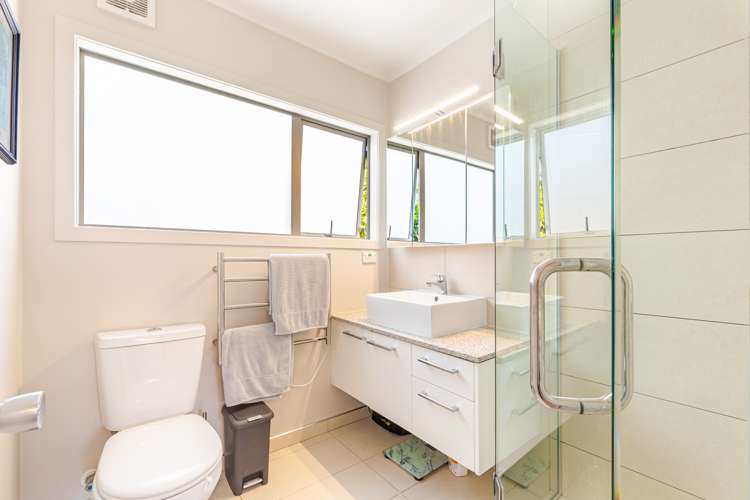 10 Coromandel Crescent Mairangi Bay_9