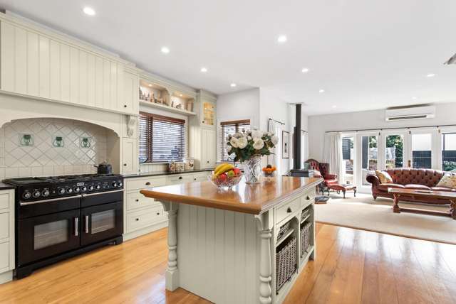 69 Office Road Merivale_2