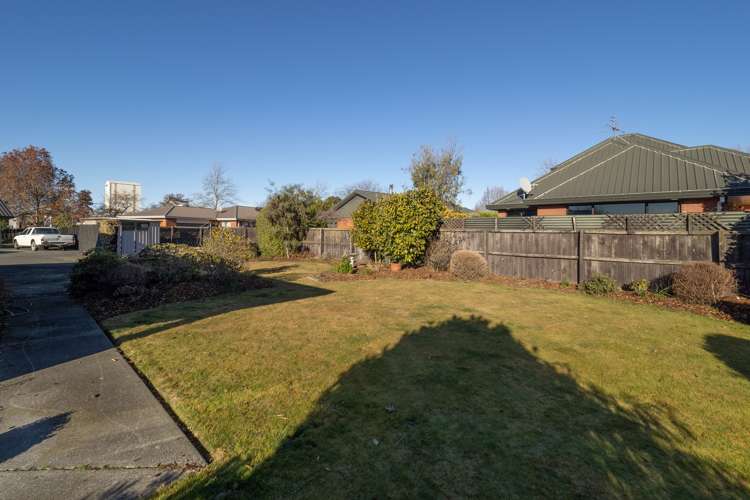 34 Pages Road Allenton_17