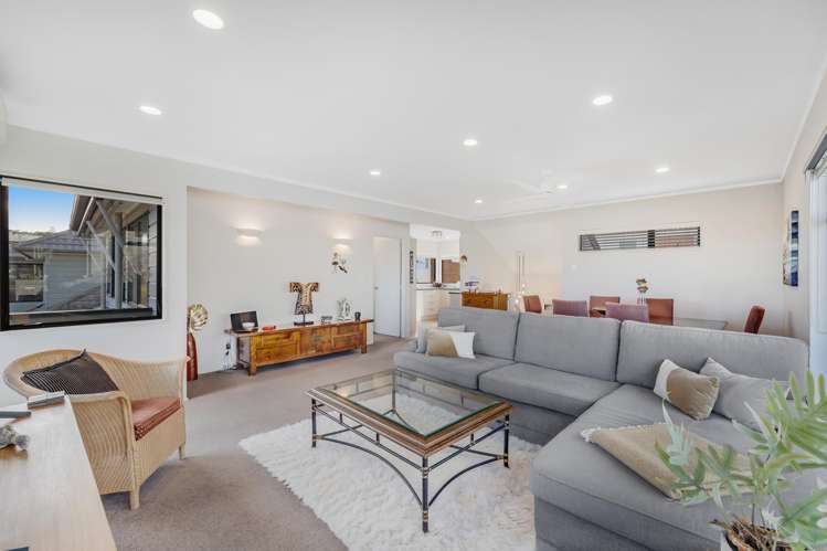 2/19 Devon Road Bucklands Beach_24
