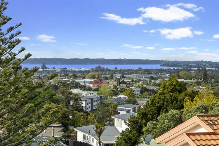 1/36 Pleasant Road Glen Eden_13