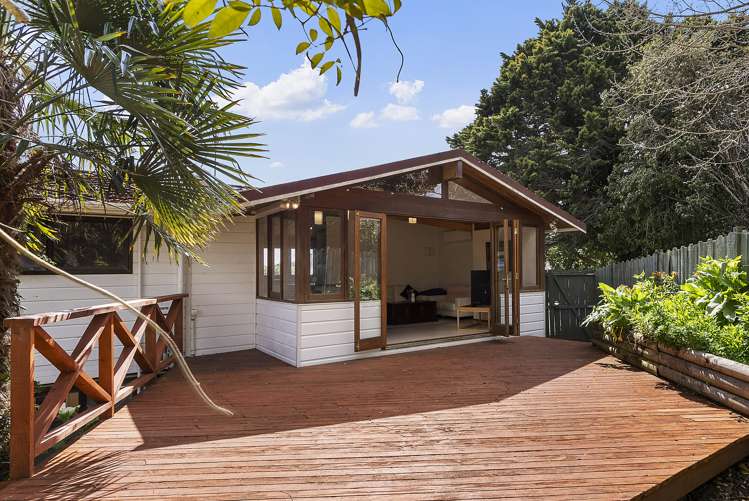 10 Jandell Crescent Bucklands Beach_10