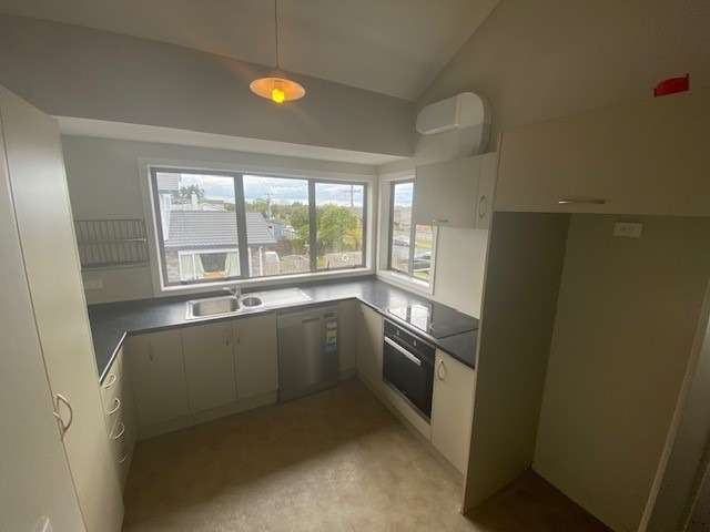 198C Old Farm Road 1074_2