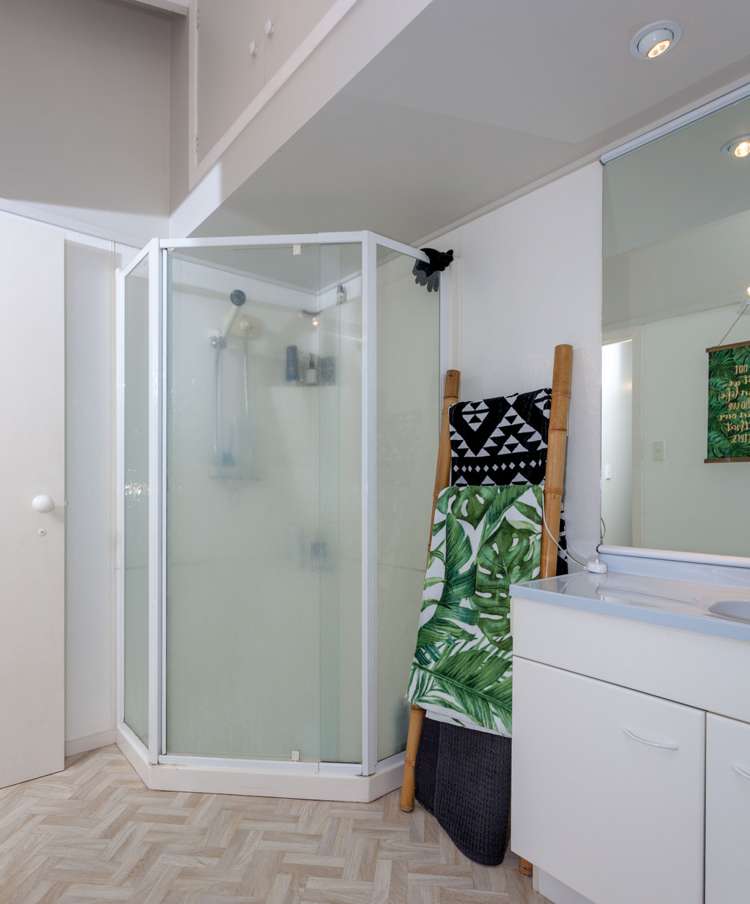 213 Linton Crescent Whangamata_21