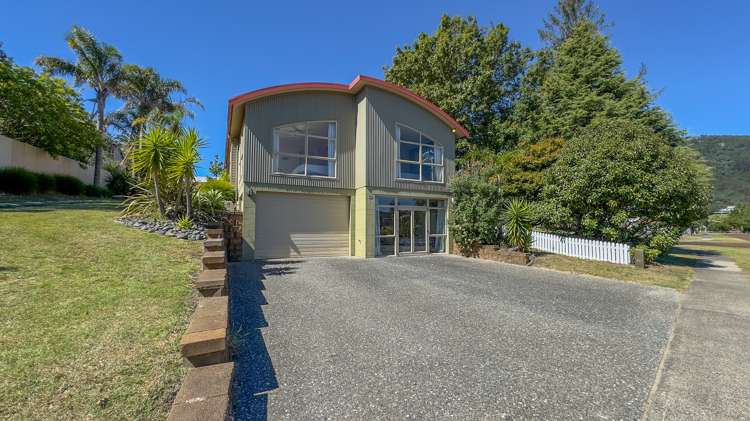 19 Crown Reef Pauanui_23