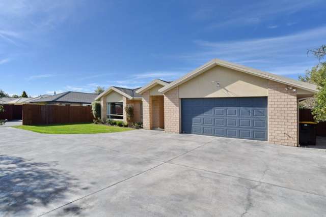 8 James Drive Woodend_1