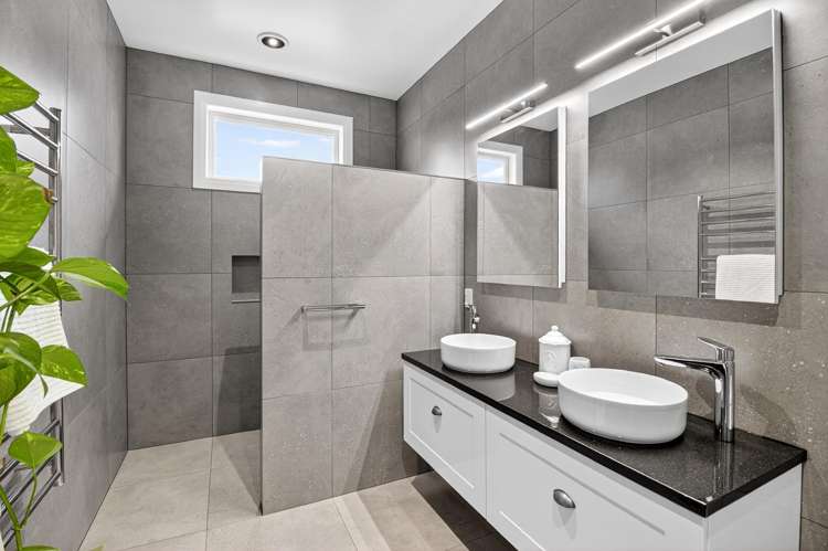 102 Walmer Road Point Chevalier_12