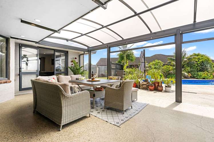 21 Pyle Road East One Tree Point_18