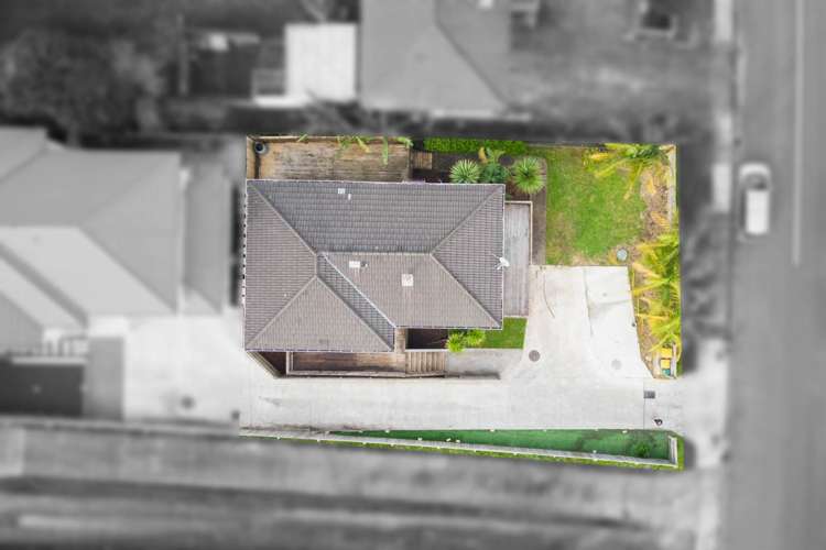 21 Helleur Road Massey_16