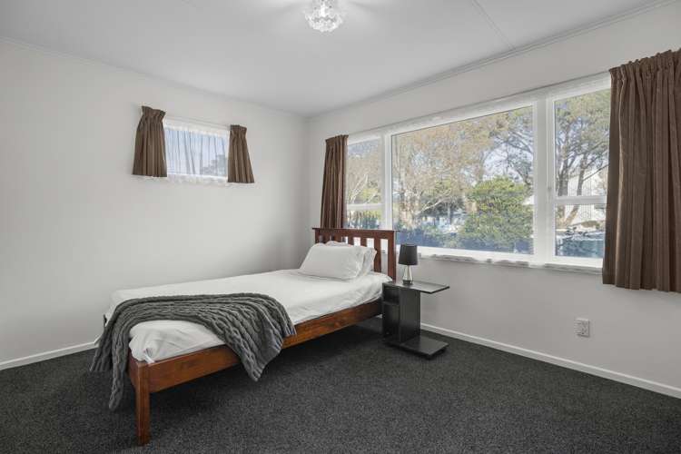 2 Meremere Street Wainuiomata_10