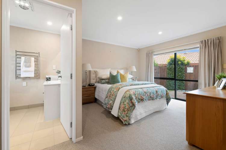 5 Newinn Crescent East Tamaki Heights_11