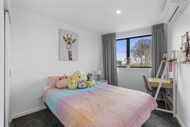 75a Glenmore Road Sunnyhills_20