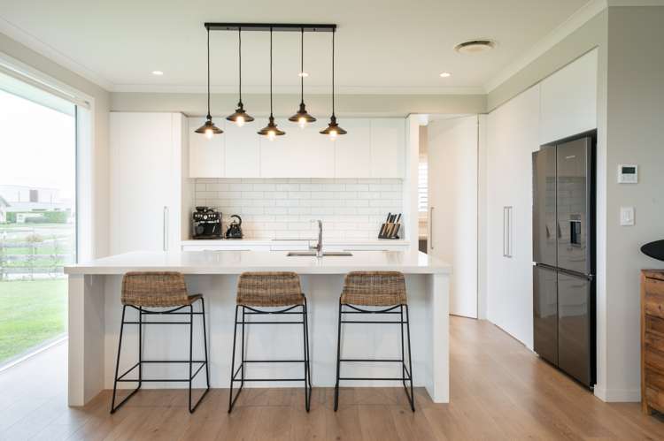 69 Baxter Michael Crescent Cambridge_5